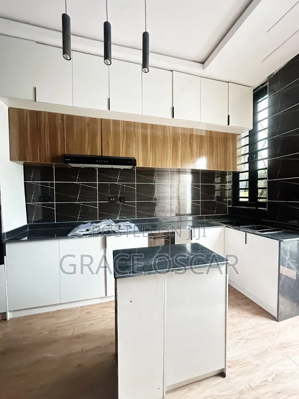 4bdrm Duplex in Ikota for sale in Ikota