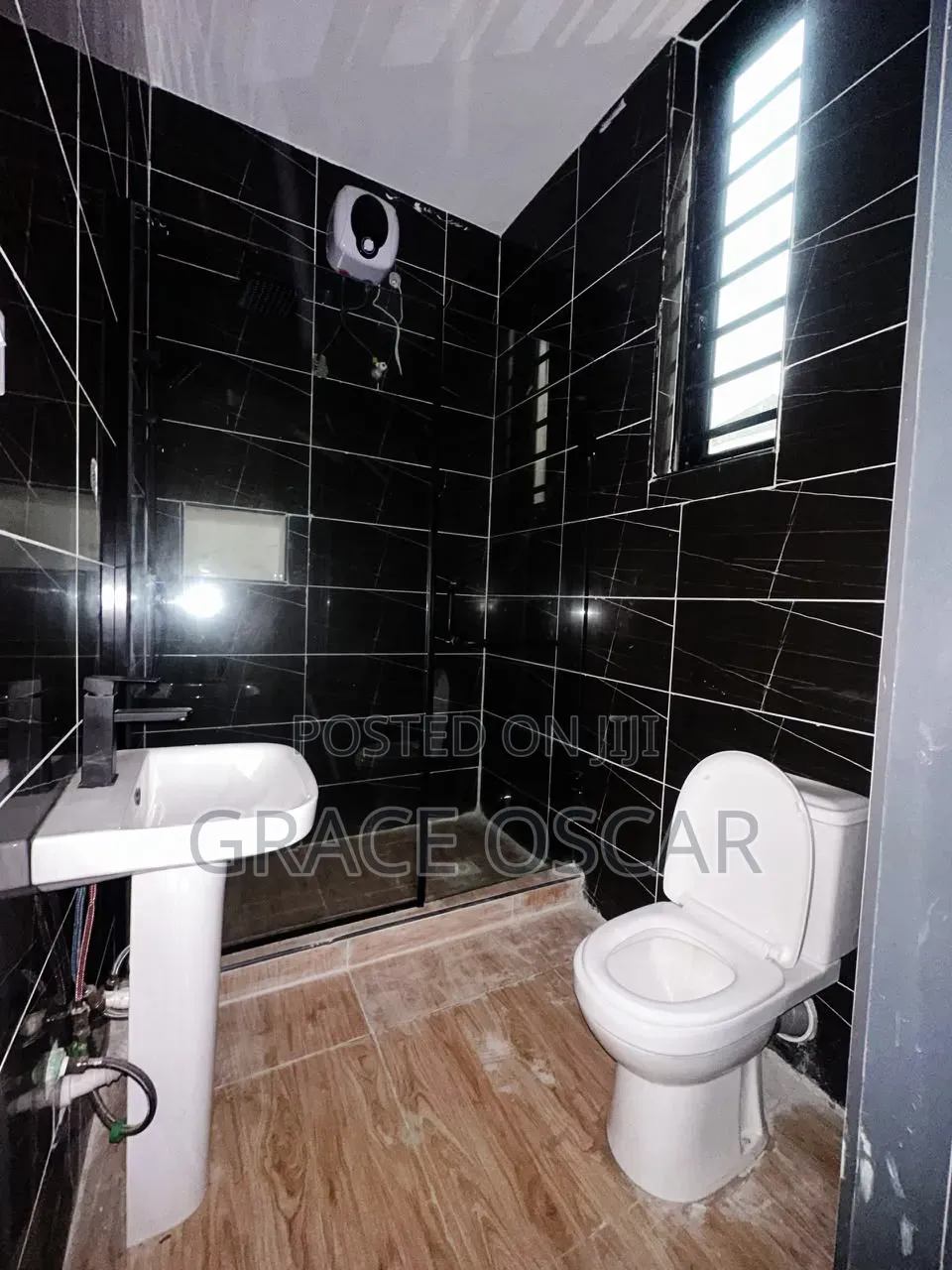4bdrm Duplex in Ikota for sale in Ikota
