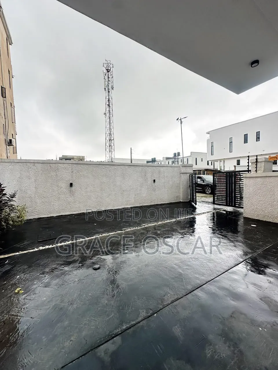 4bdrm Duplex in Ikota for sale in Ikota