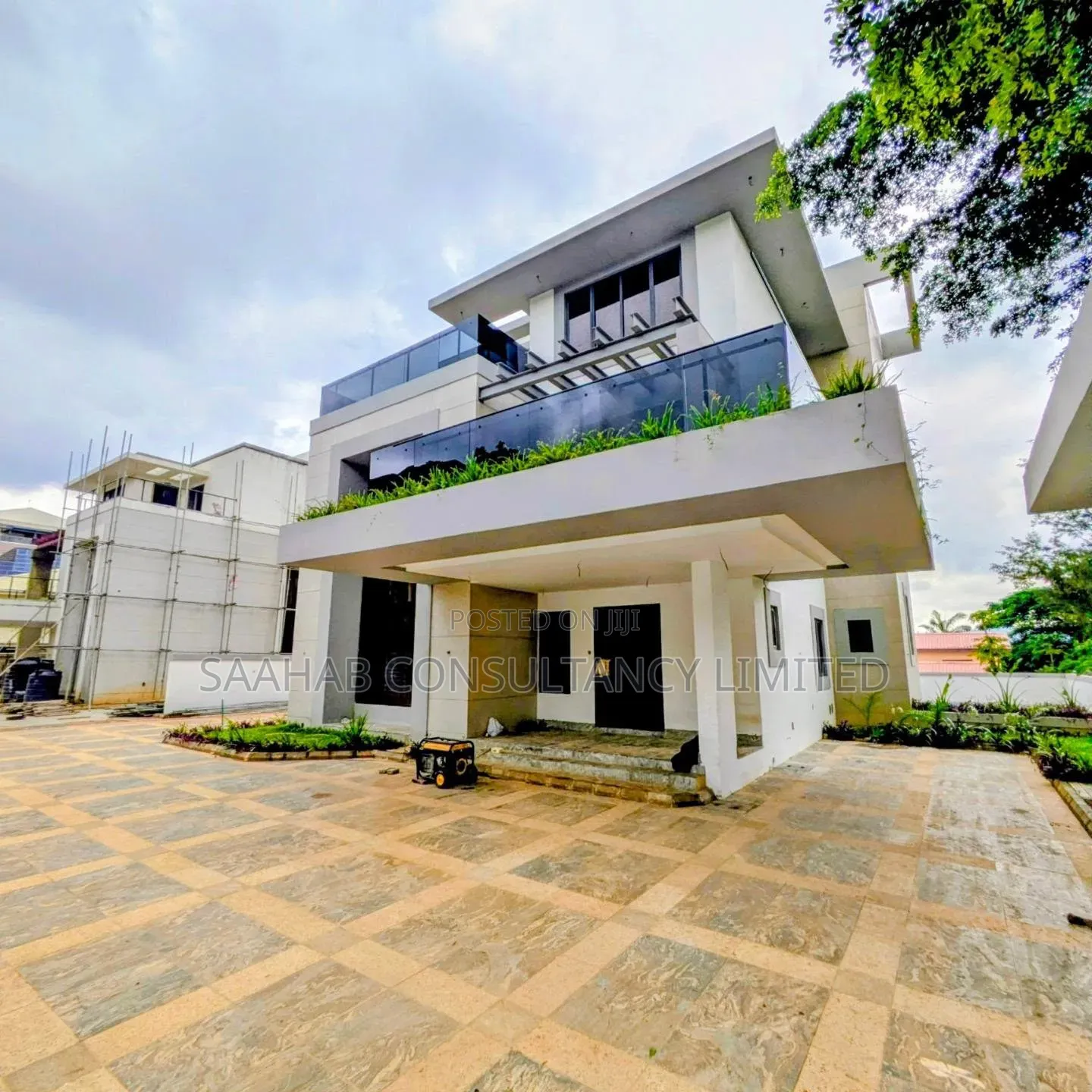 6bdrm Mansion in Main Maitama for sale in Maitama