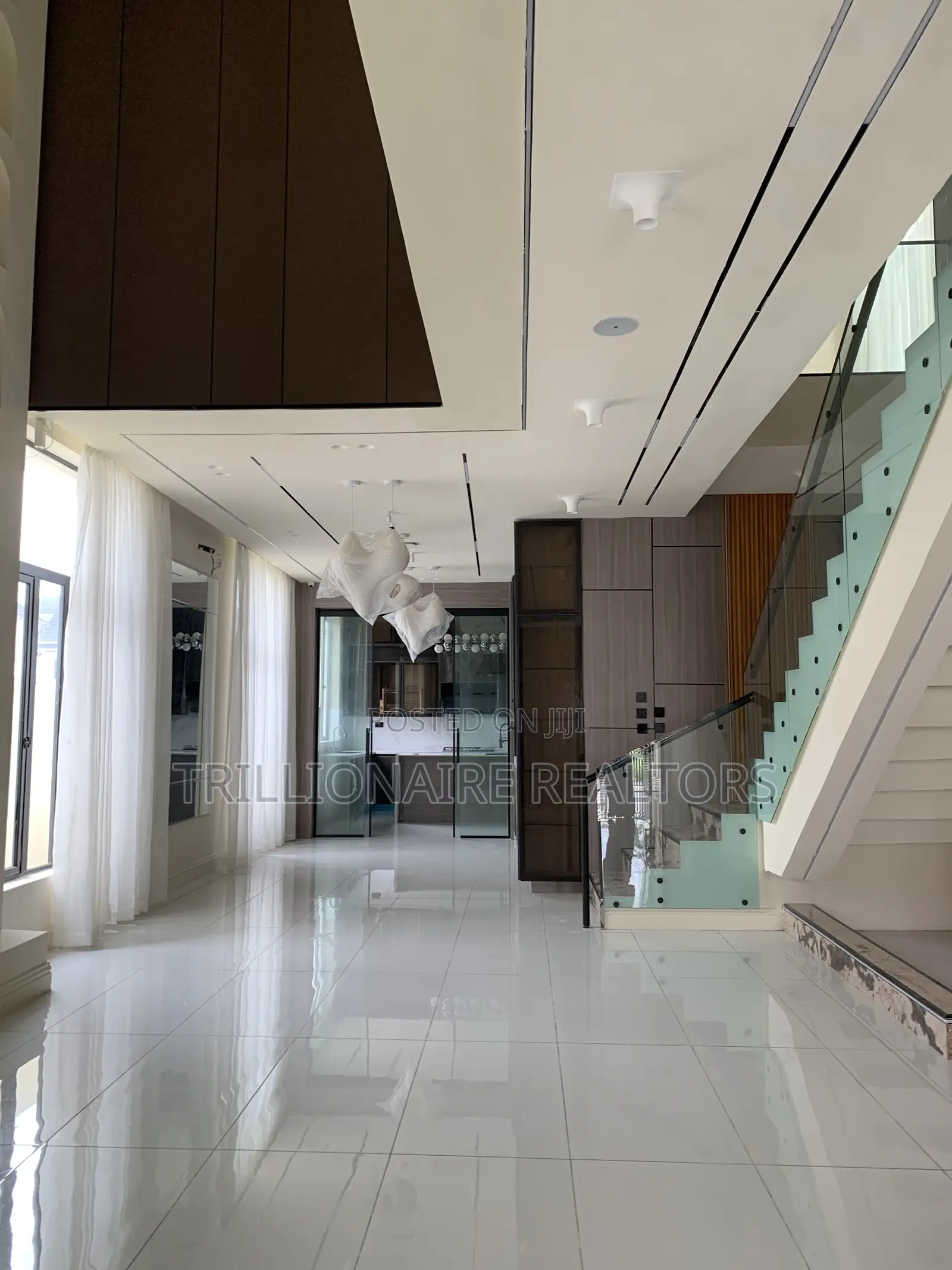 5bdrm Duplex in Orchid Lekki, Chevron for sale in Chevron
