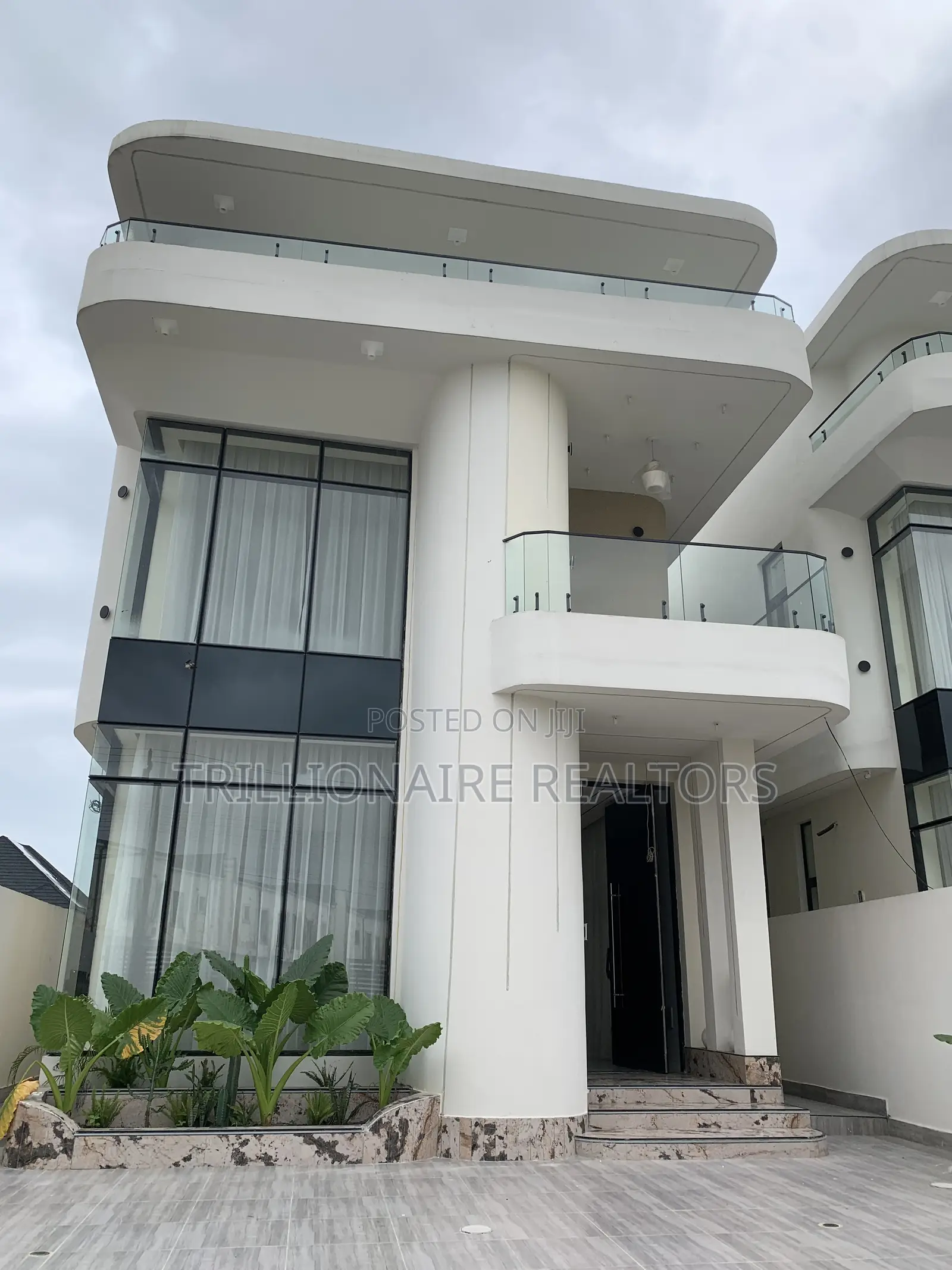 5bdrm Duplex in Orchid Lekki, Chevron for sale in Chevron