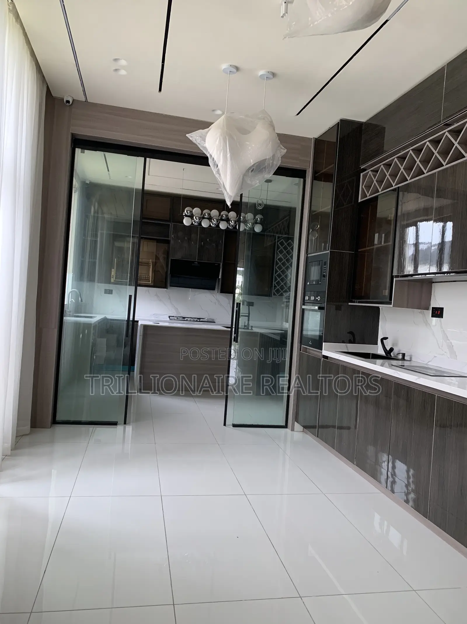 5bdrm Duplex in Orchid Lekki, Chevron for sale in Chevron