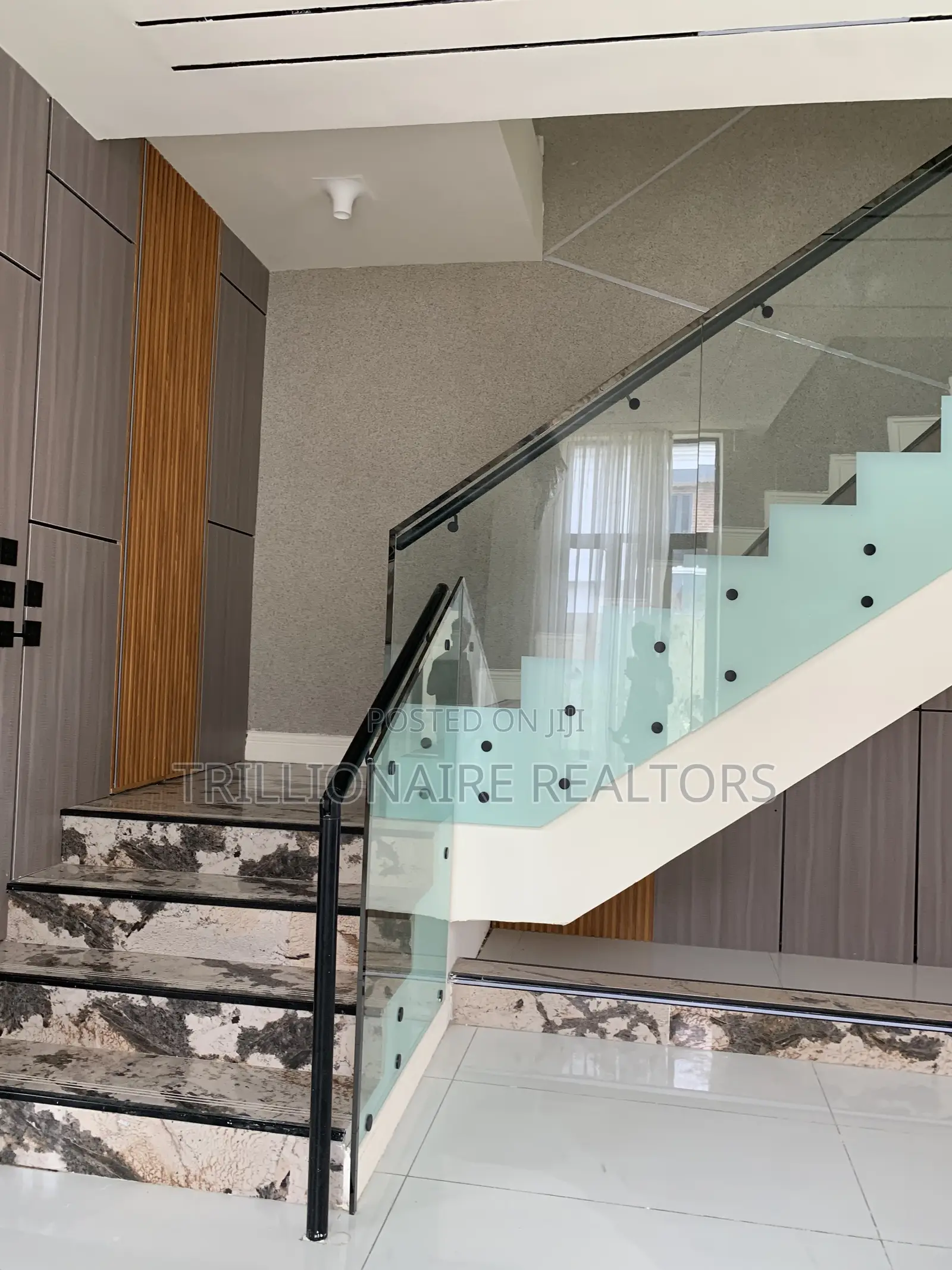 5bdrm Duplex in Orchid Lekki, Chevron for sale in Chevron