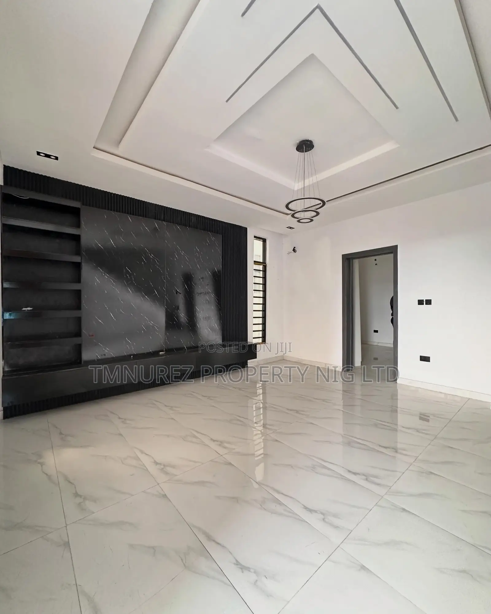 4bdrm Duplex in Ikota for rent in Ikota