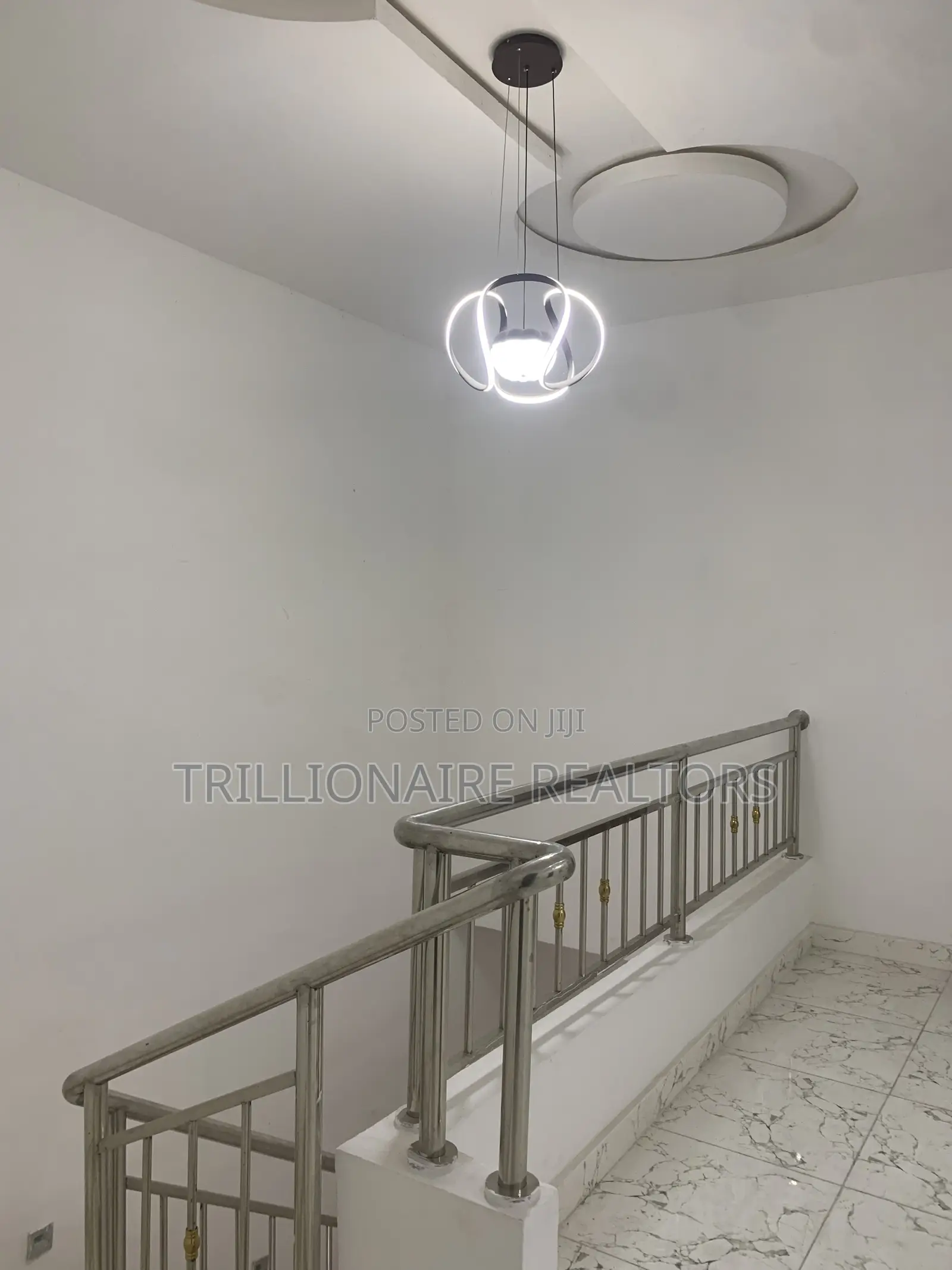 4bdrm Duplex in Oral Estate, Chevron for sale in Chevron