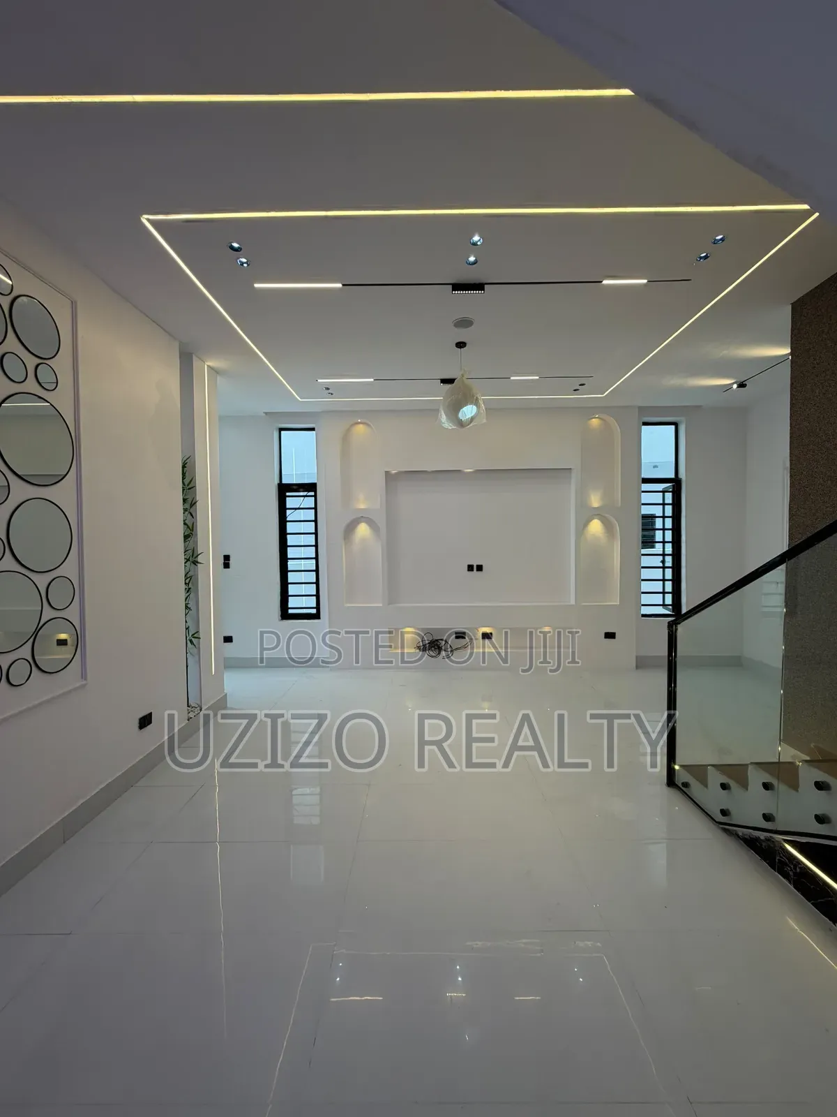 4bdrm Duplex in Ikota for sale in Ikota