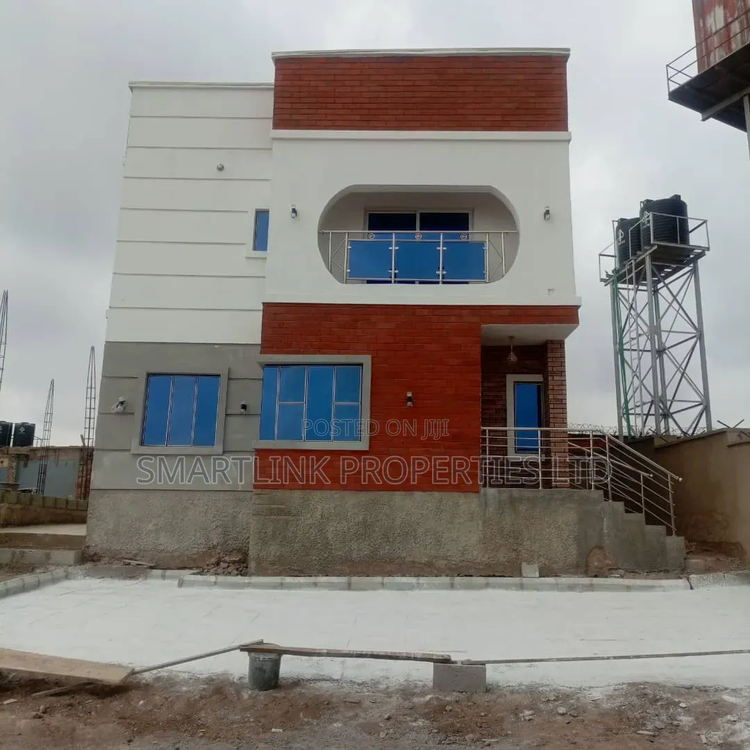 3bdrm Duplex in Kubwa, Abuja for sale in Kubwa