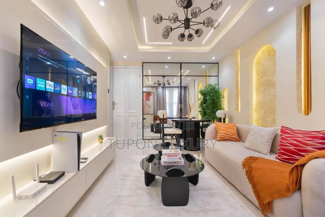 Luxury 1bedroom Apartment With Ps5 on Request in Lekki Phase 1