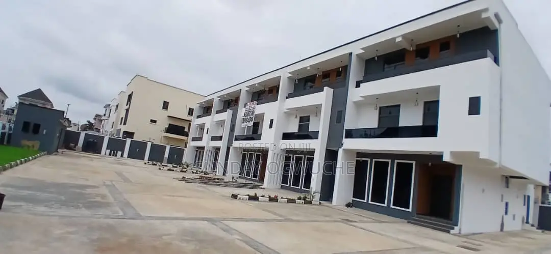 5bdrm Duplex in Guzape District for rent in Guzape District