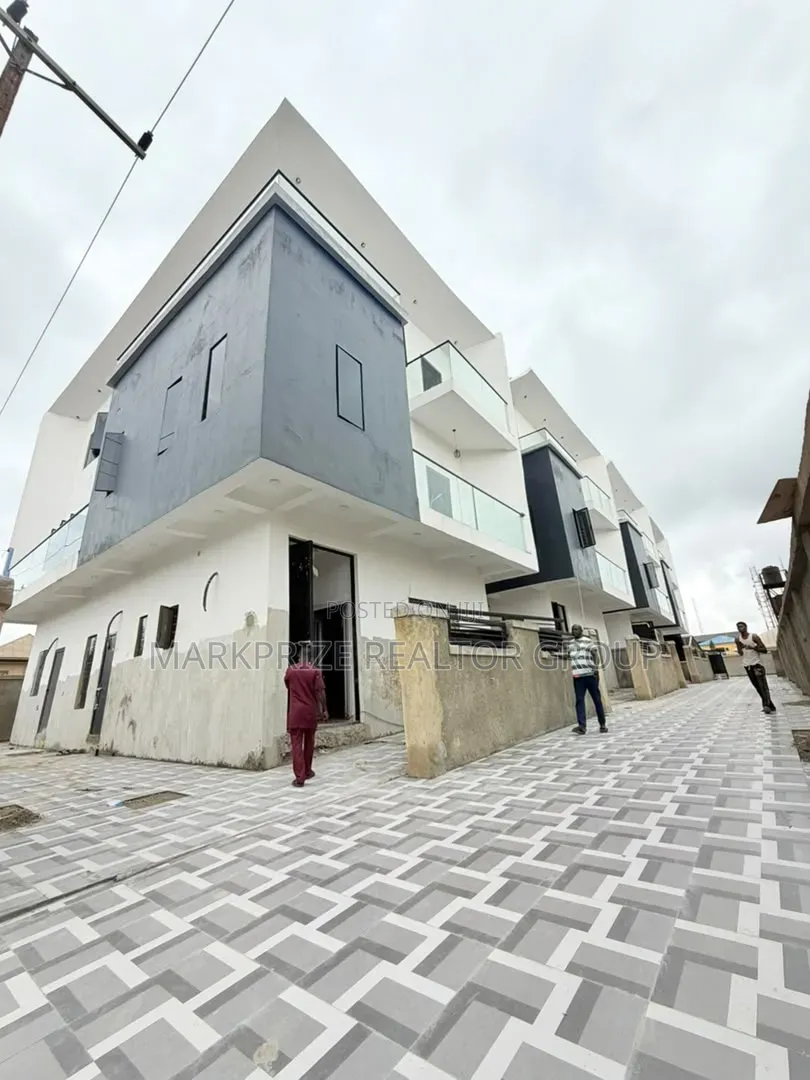 Furnished 5bdrm Duplex in Amuwo Odofin Lagos, Apple Junction for sale in Apple Junction