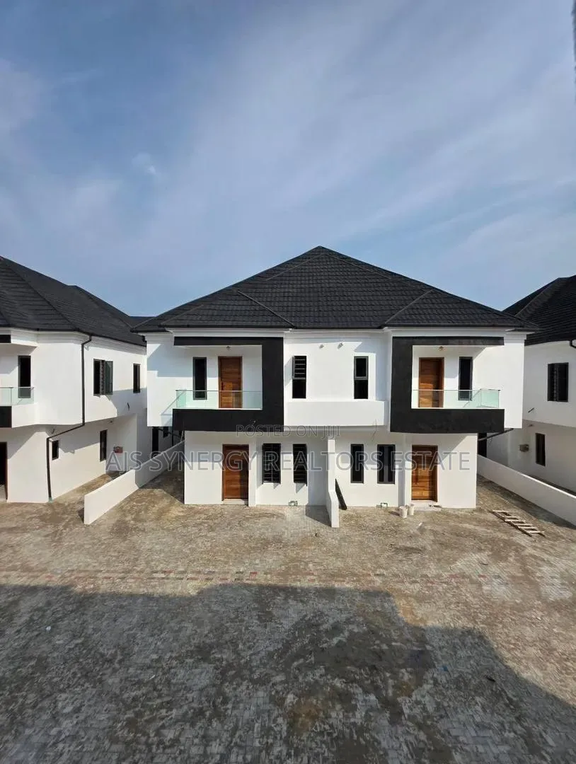 4bdrm Duplex in VGC / Ajah for sale in VGC / Ajah