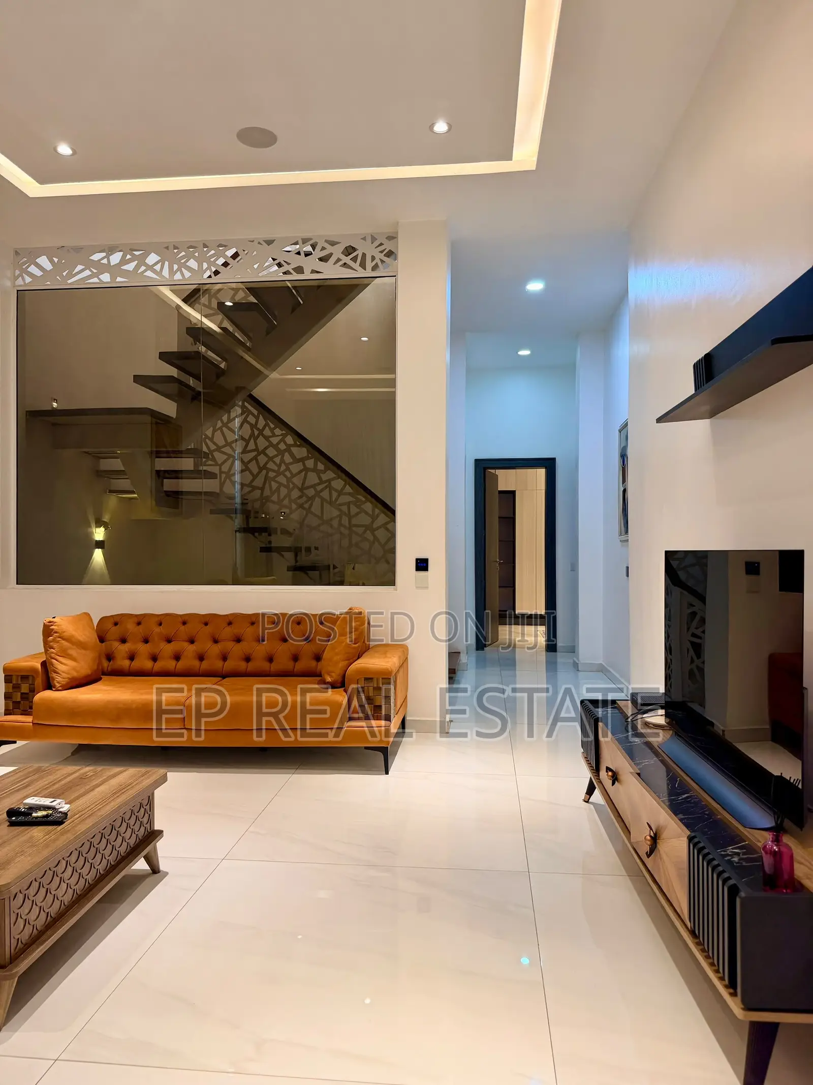 5bdrm Duplex in Guzape District for rent in Guzape District