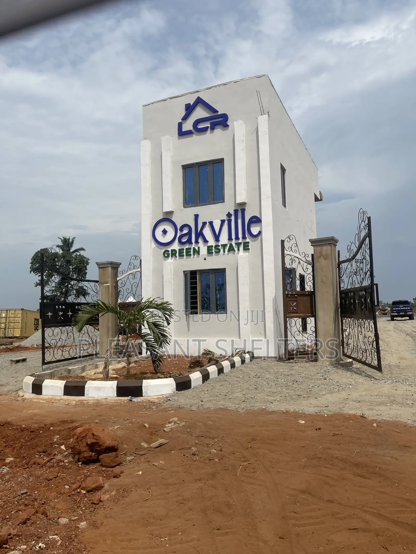 Oakville Estate in Obafemi-Owode