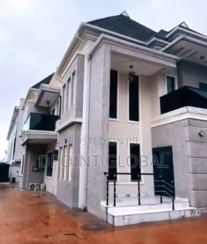 5bdrm Duplex in In Estate, Ifako-Ogba for sale in Ifako-Ogba