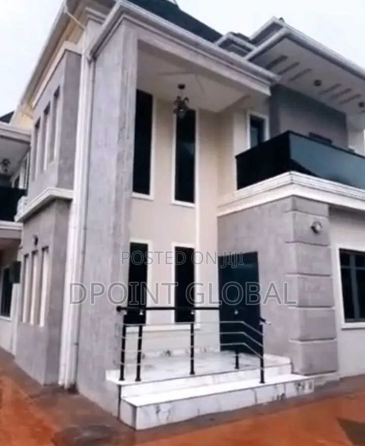 5bdrm Duplex in In Estate, Ifako-Ogba for sale in Ifako-Ogba