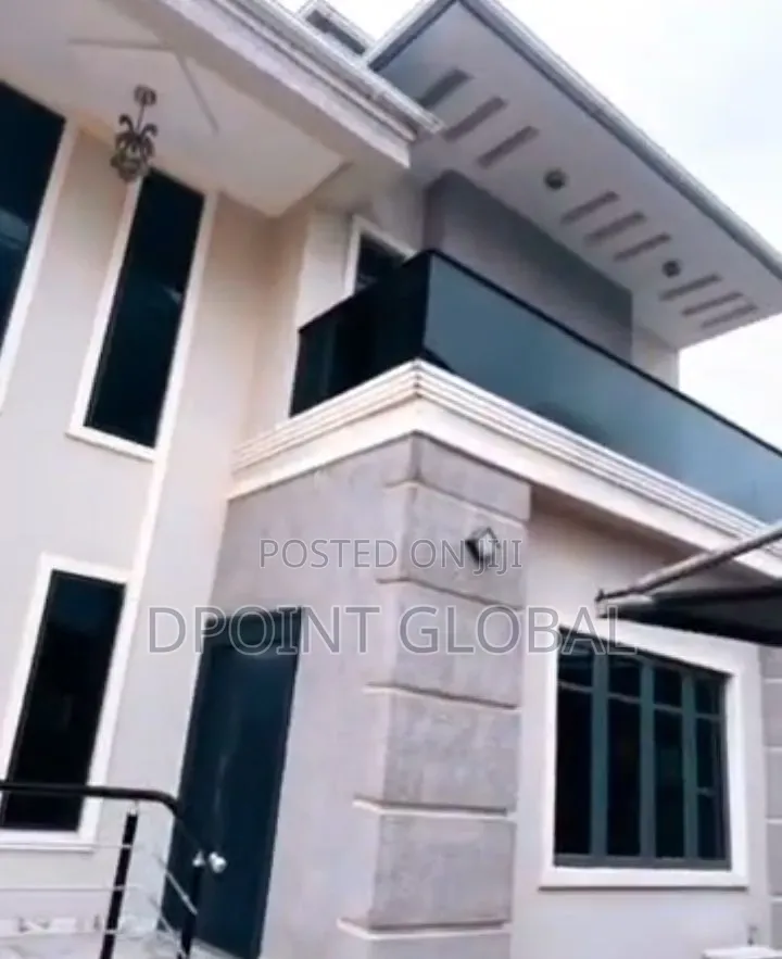 5bdrm Duplex in In Estate, Ifako-Ogba for sale in Ifako-Ogba