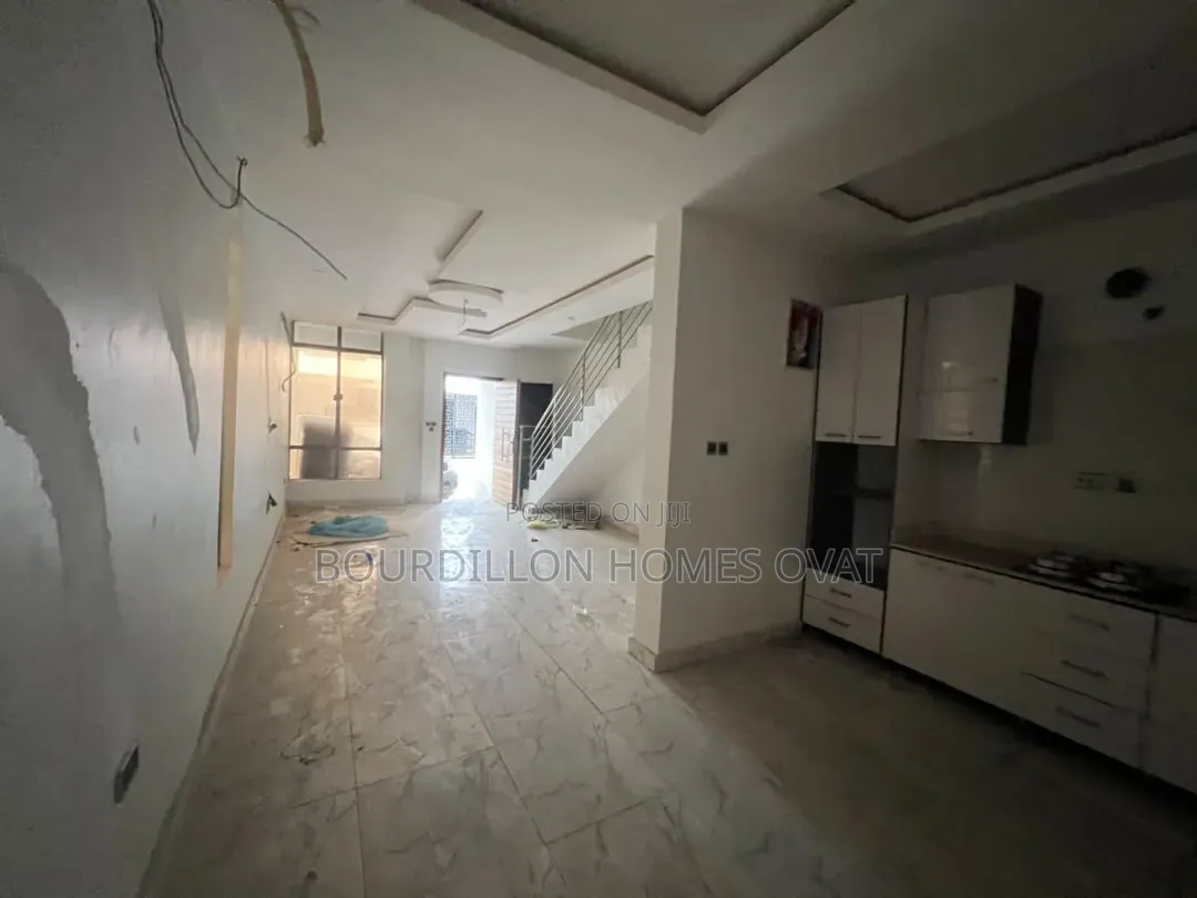 3bdrm Duplex in Lekki Palm City Ajah for rent in Lekki Expressway
