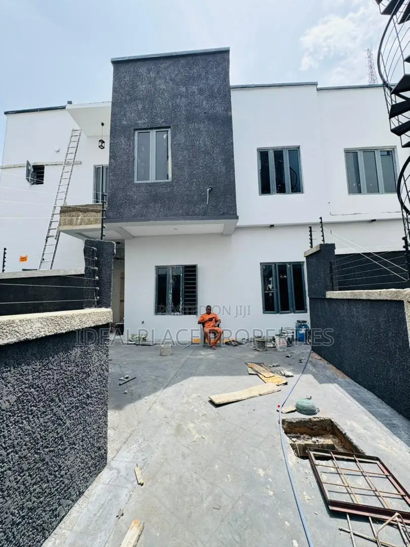 4bdrm Duplex in Omole Phase 1 for sale in Omole Phase 1
