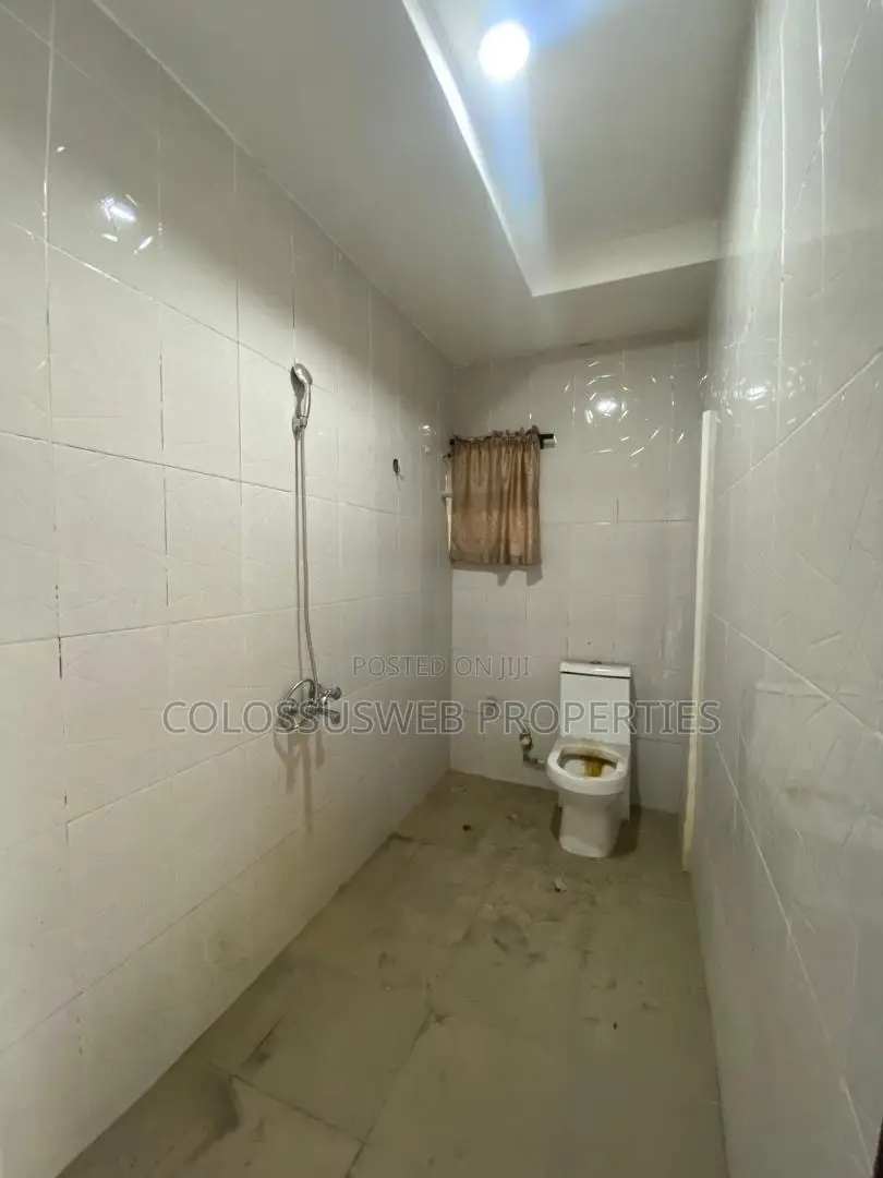 2bdrm Apartment in Osapa London, Lekki for rent in Lekki