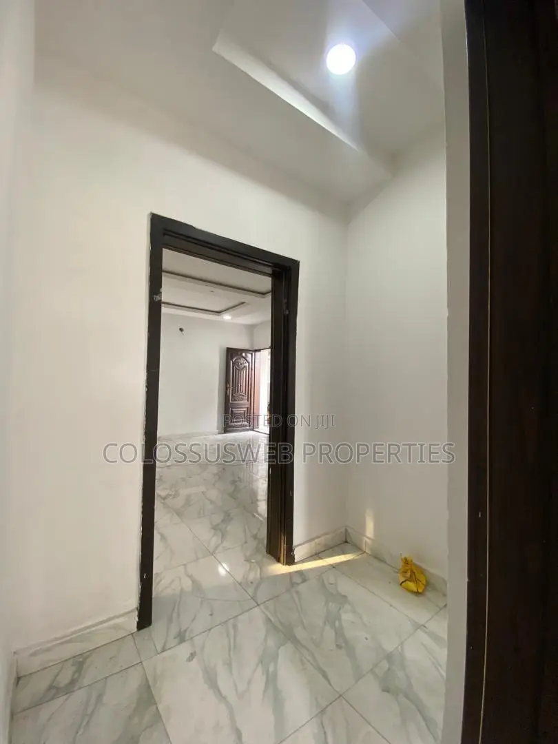 2bdrm Apartment in Osapa London, Lekki for rent in Lekki
