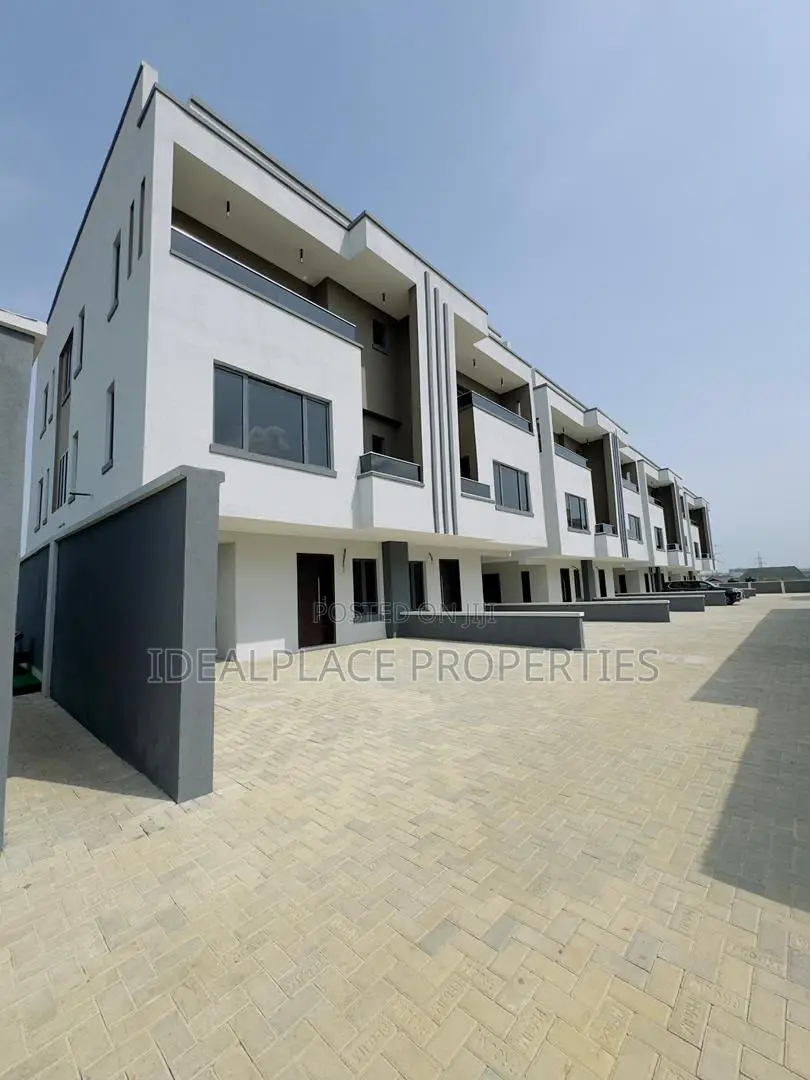 4bdrm Duplex in Ogudu GRA for sale in Ogudu GRA