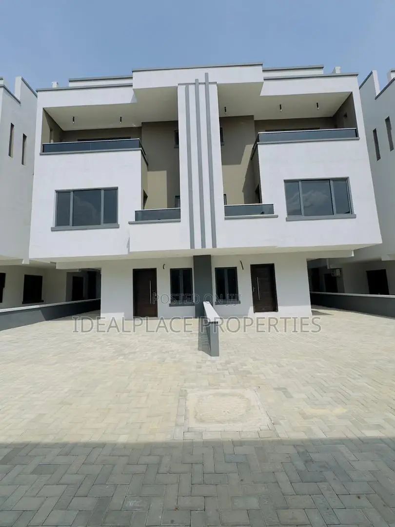 4bdrm Duplex in Ogudu GRA for sale in Ogudu GRA