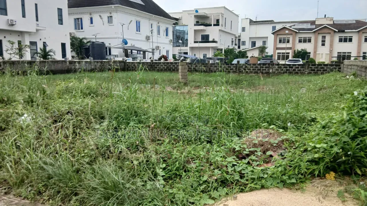 One Plot of Land in Ikate-Elegushi