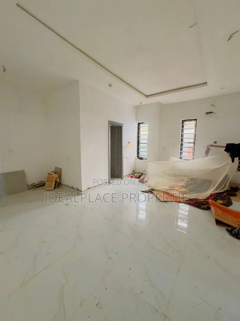 4bdrm Townhouse/Terrace in Gbagada for sale in Gbagada