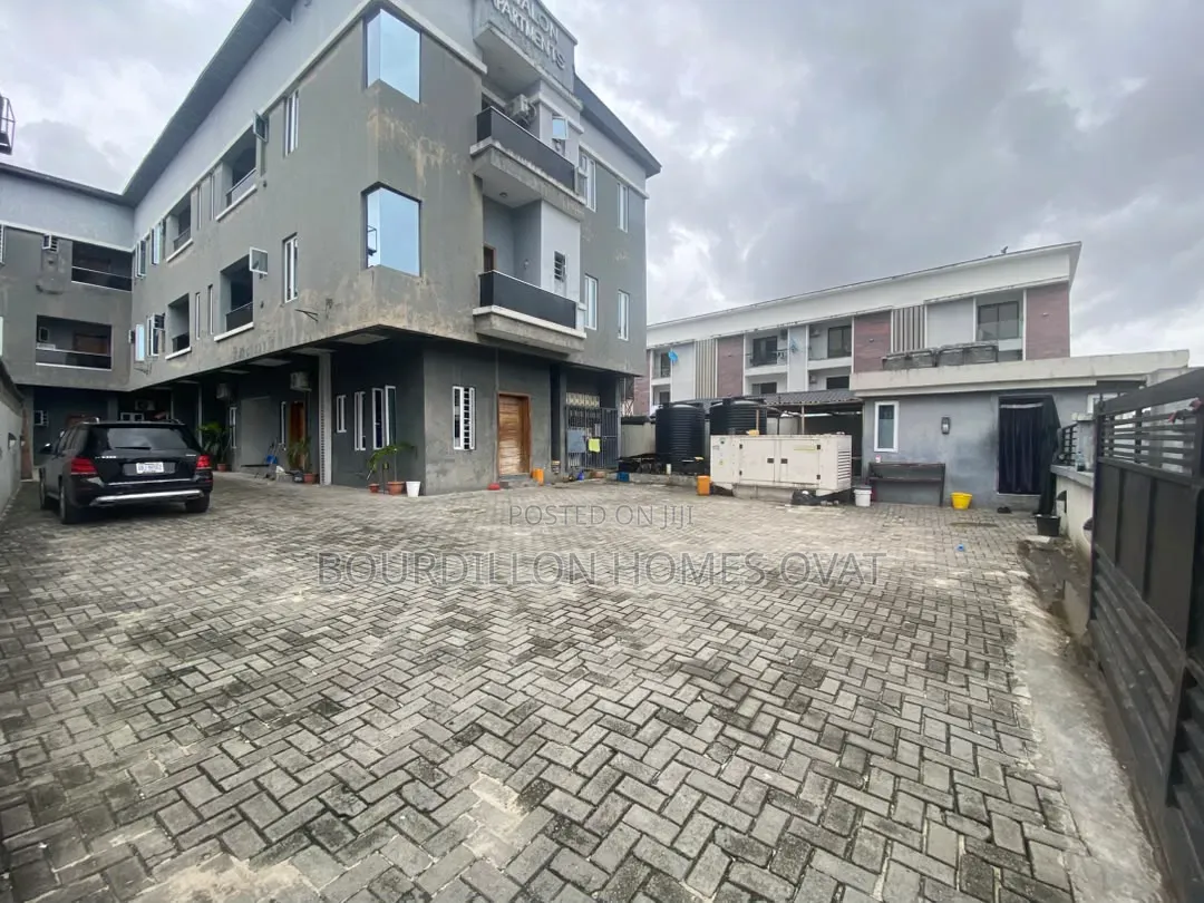 1bdrm Apartment in Chevron Lekki Lagos for rent in Chevron