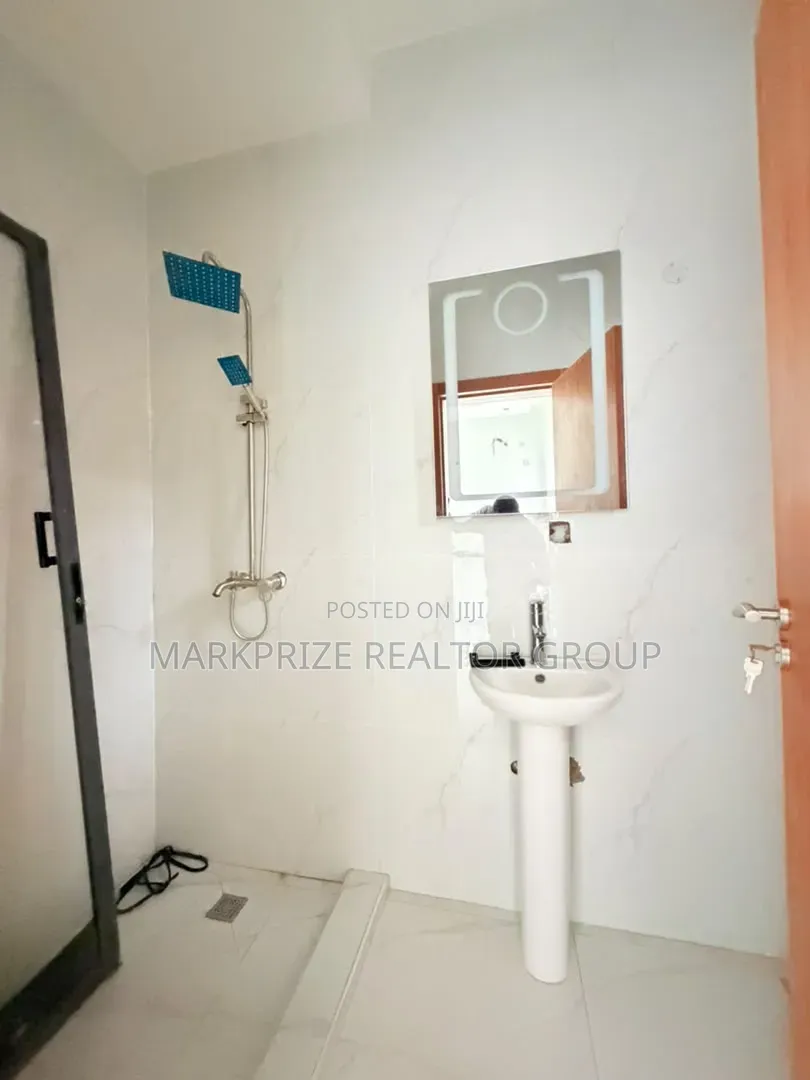 4bdrm Duplex in Opic Isheri for sale in Isheri North