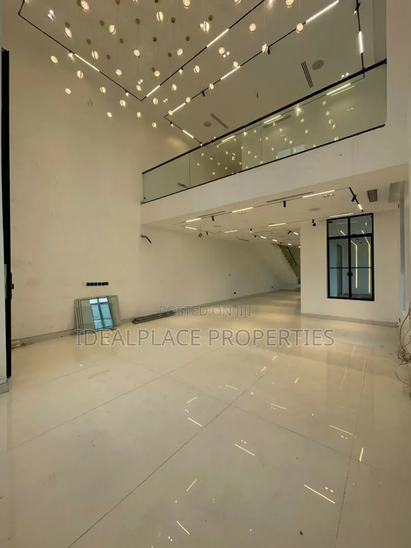 5bdrm Duplex in Cowrie Creek, Ikate for sale in Ikate