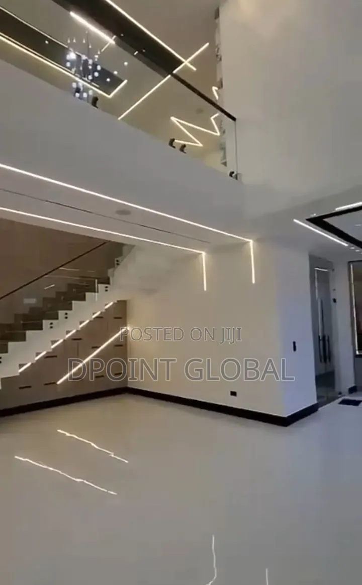 5bdrm Duplex in In Estate, Ilaje / Lekki for sale in Ilaje / Lekki