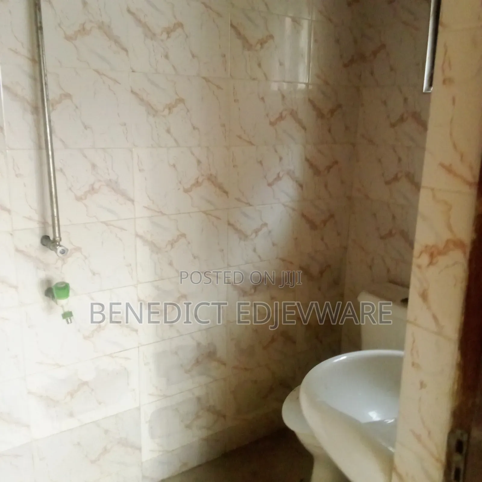 2bdrm Bungalow in Awoyaya New Road for rent in Awoyaya