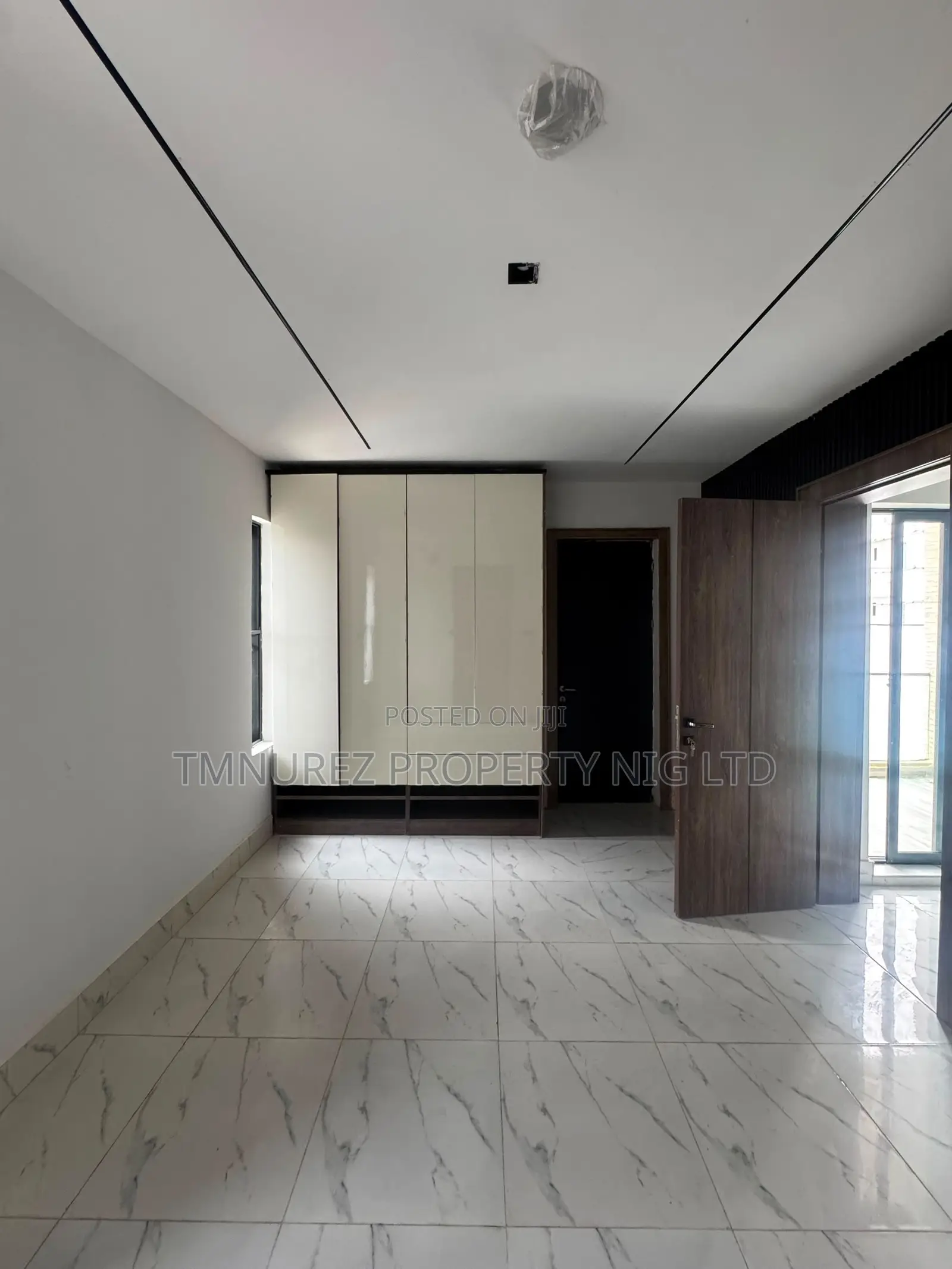 2bdrm Apartment in Lekki Phase 1 for sale in Lekki Phase 1