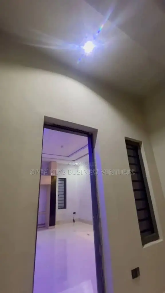 Furnished 2bdrm Apartment in Old Bodija for sale in Old Bodija