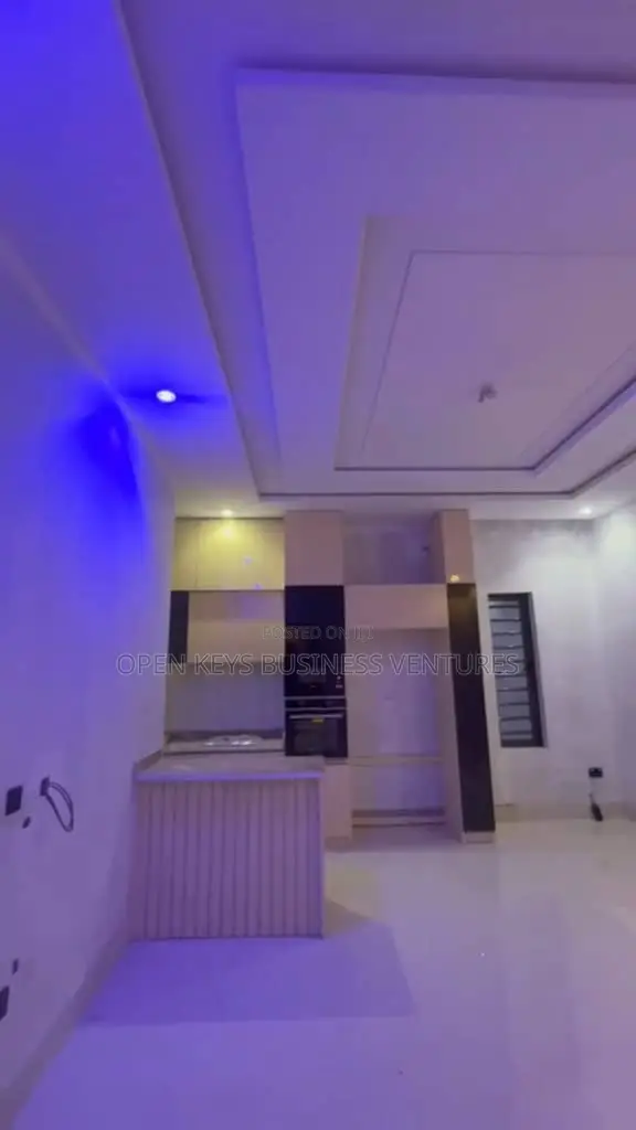 Furnished 2bdrm Apartment in Old Bodija for sale in Old Bodija