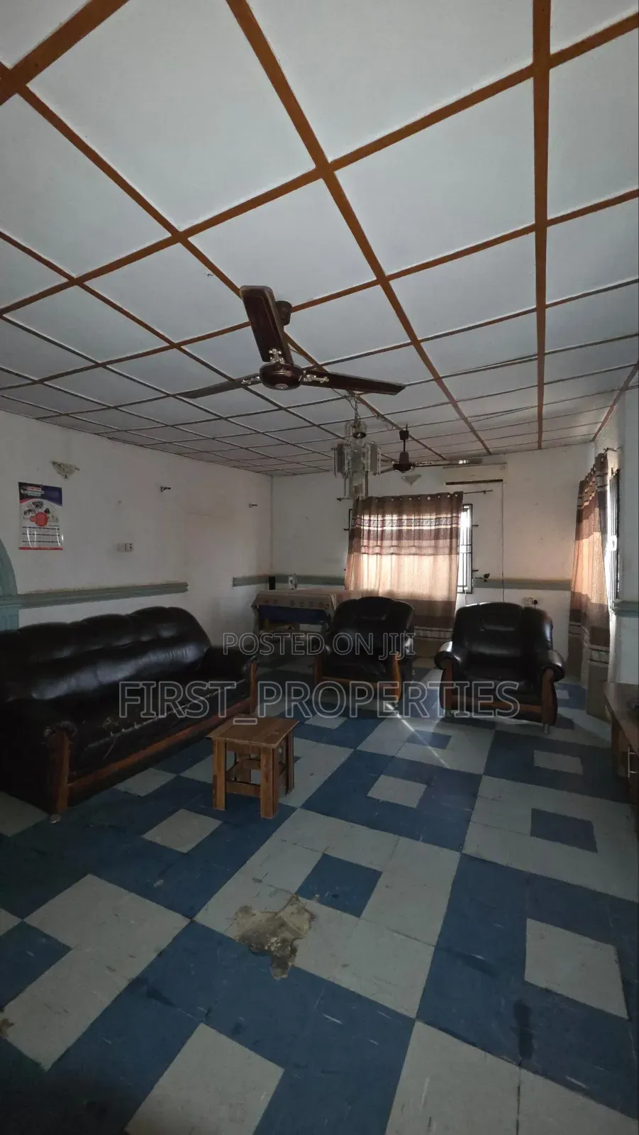 6bdrm Bungalow in Owode Housing Estate, Ibadan for sale in Ibadan