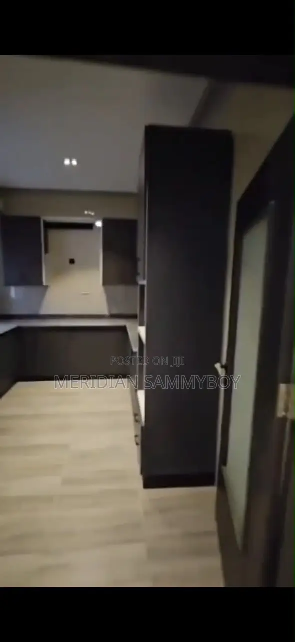 4bdrm Duplex in Apo Resettlement for sale in Apo Resettlement