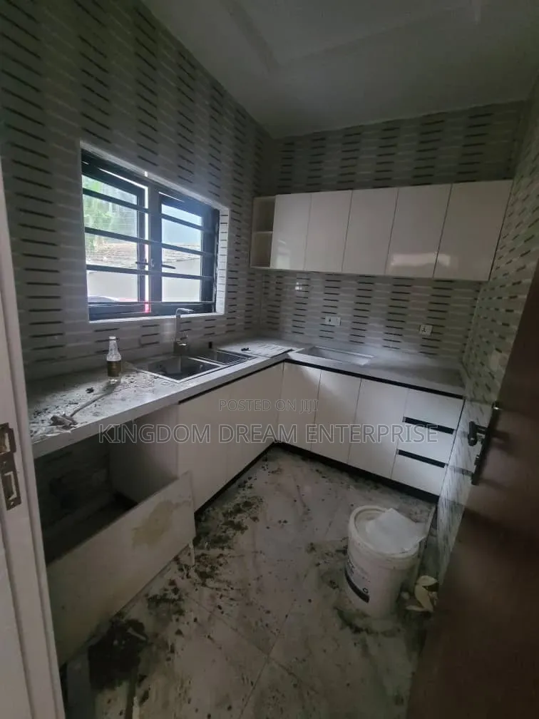1bdrm Apartment in Lekki Phase 1 Lagos for rent in Lekki Phase 1