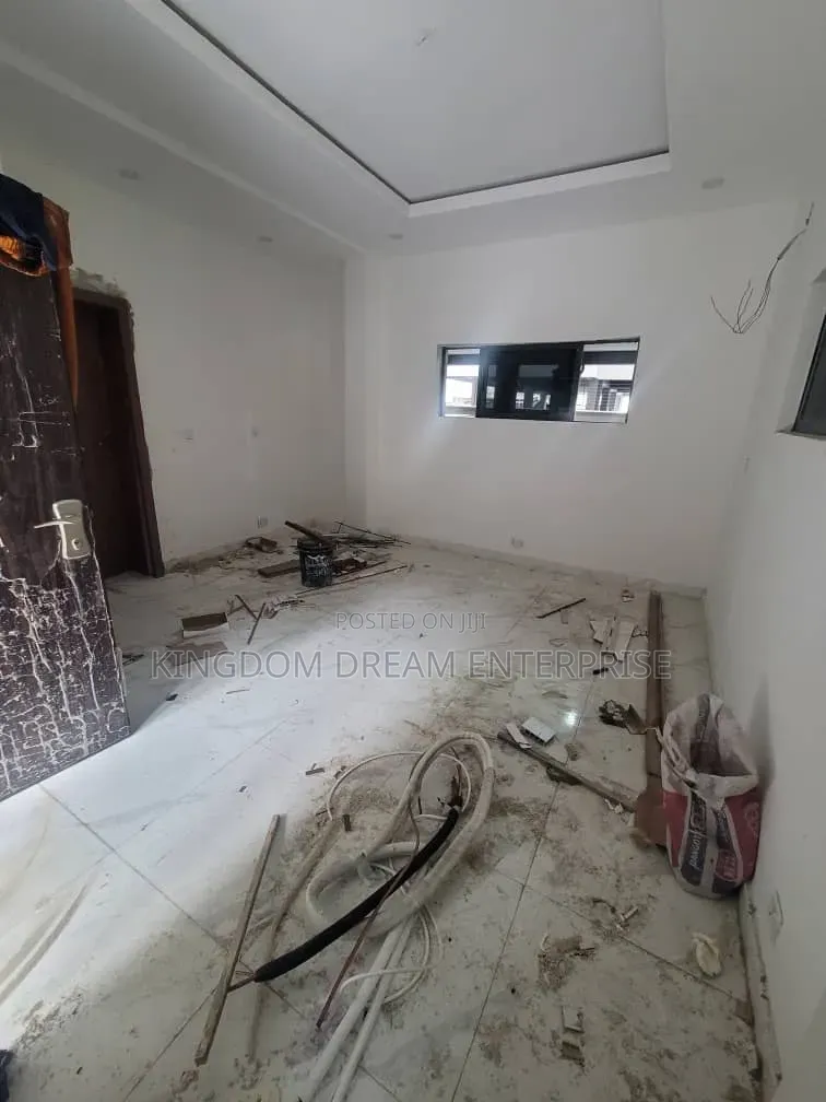 1bdrm Apartment in Lekki Phase 1 Lagos for rent in Lekki Phase 1