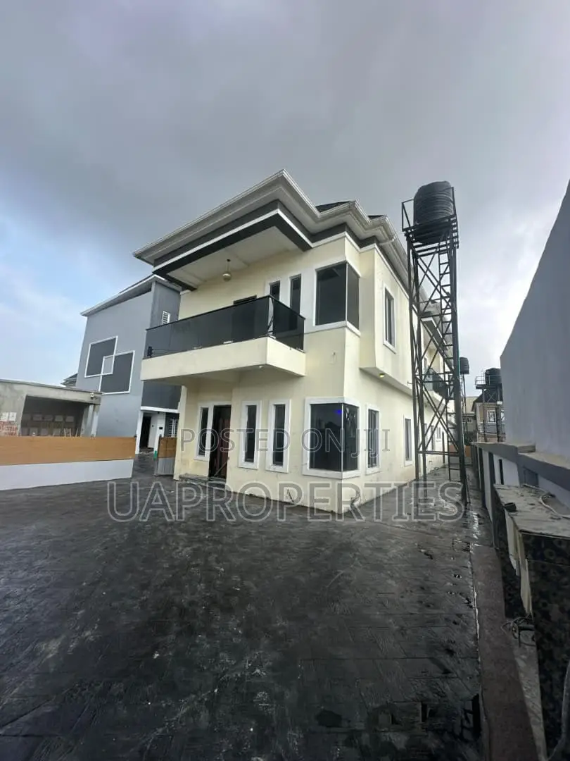 Furnished 4bdrm Duplex in Donald'S Court, Awoyaya for sale in Awoyaya