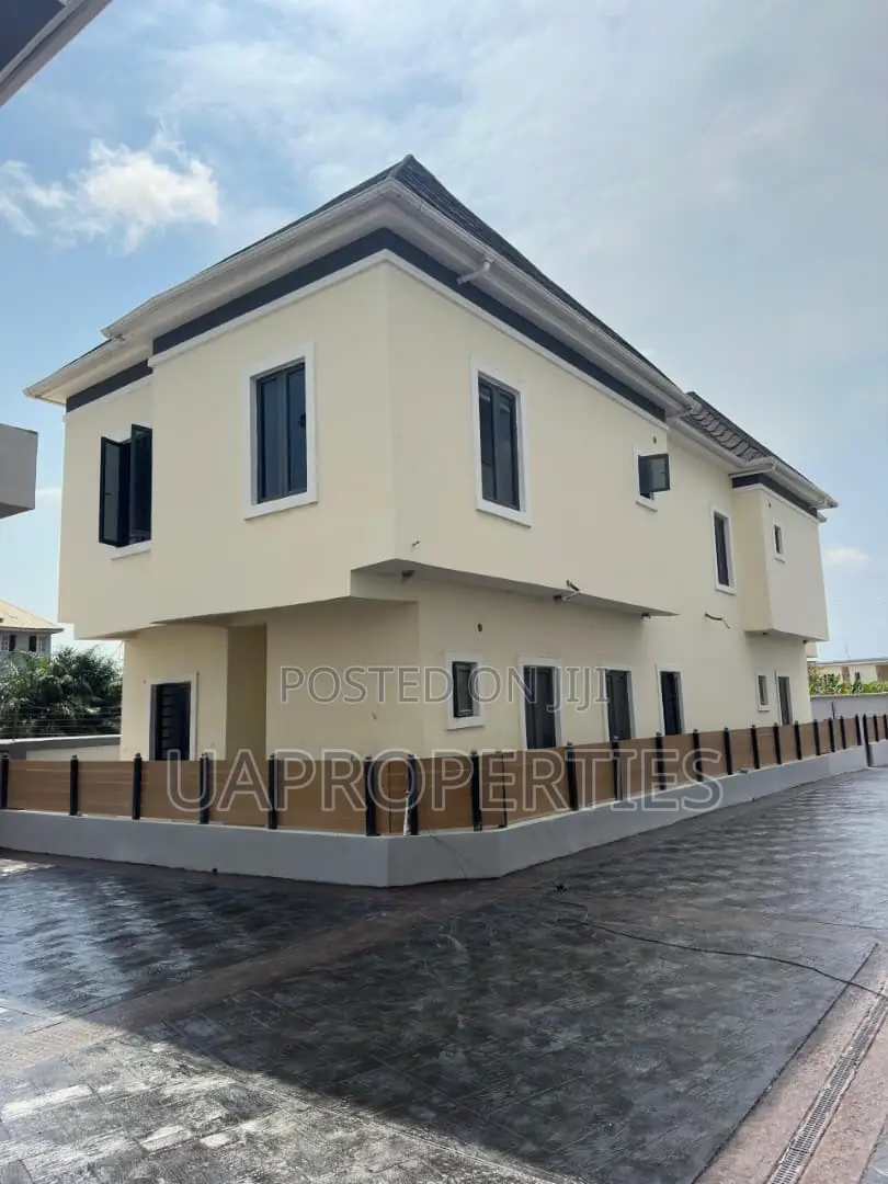 Furnished 4bdrm Duplex in Donald'S Court, Awoyaya for sale in Awoyaya