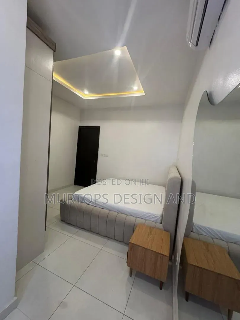 Furnished 4bdrm Townhouse/Terrace in Dpk Estate, Lekki Phase 2 for sale in Lekki Phase 2