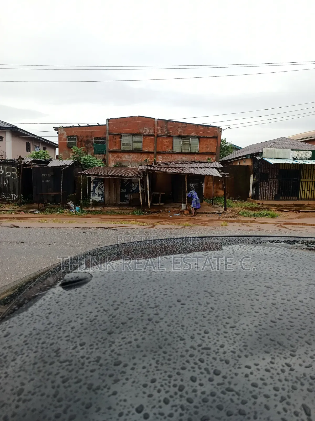 2bdrm Block of Flats in Ugbowor, Benin City for sale in Benin City