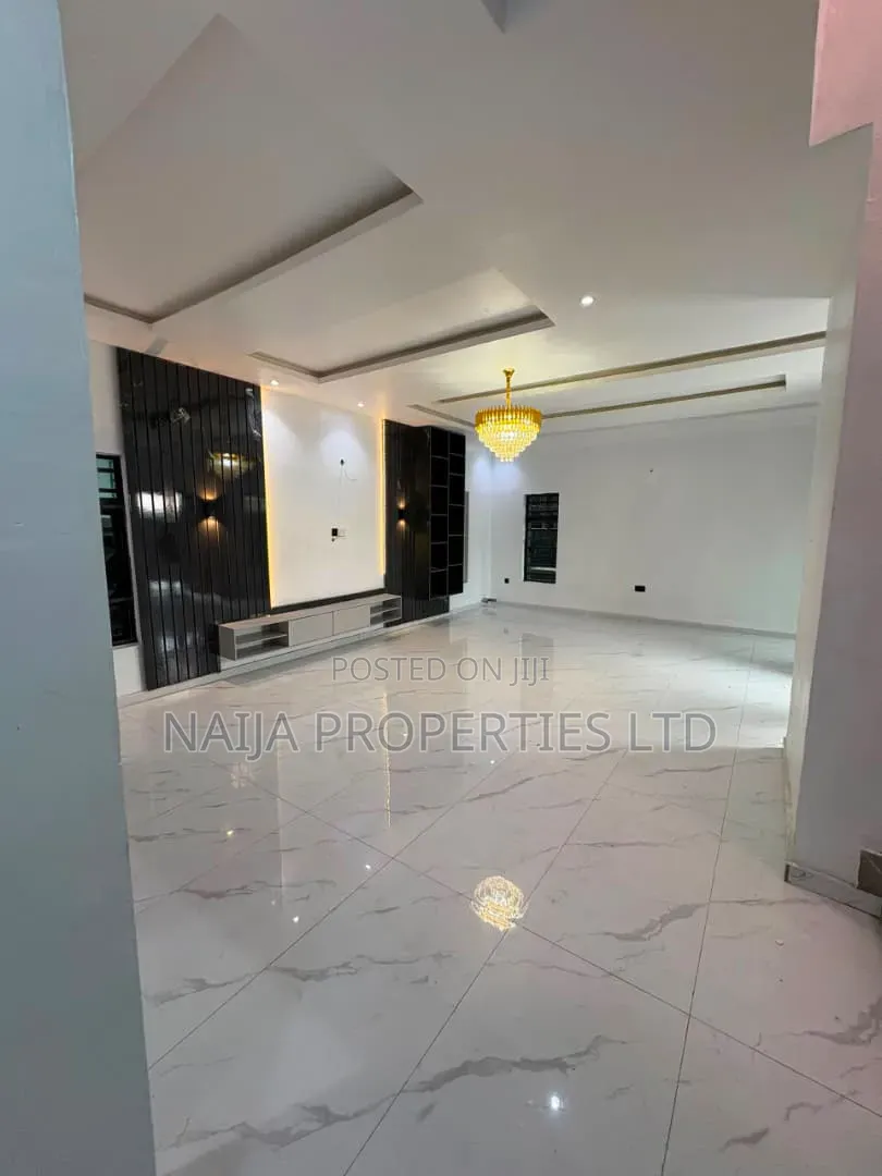 4bdrm Duplex in Orchid, Ikota for rent in Ikota