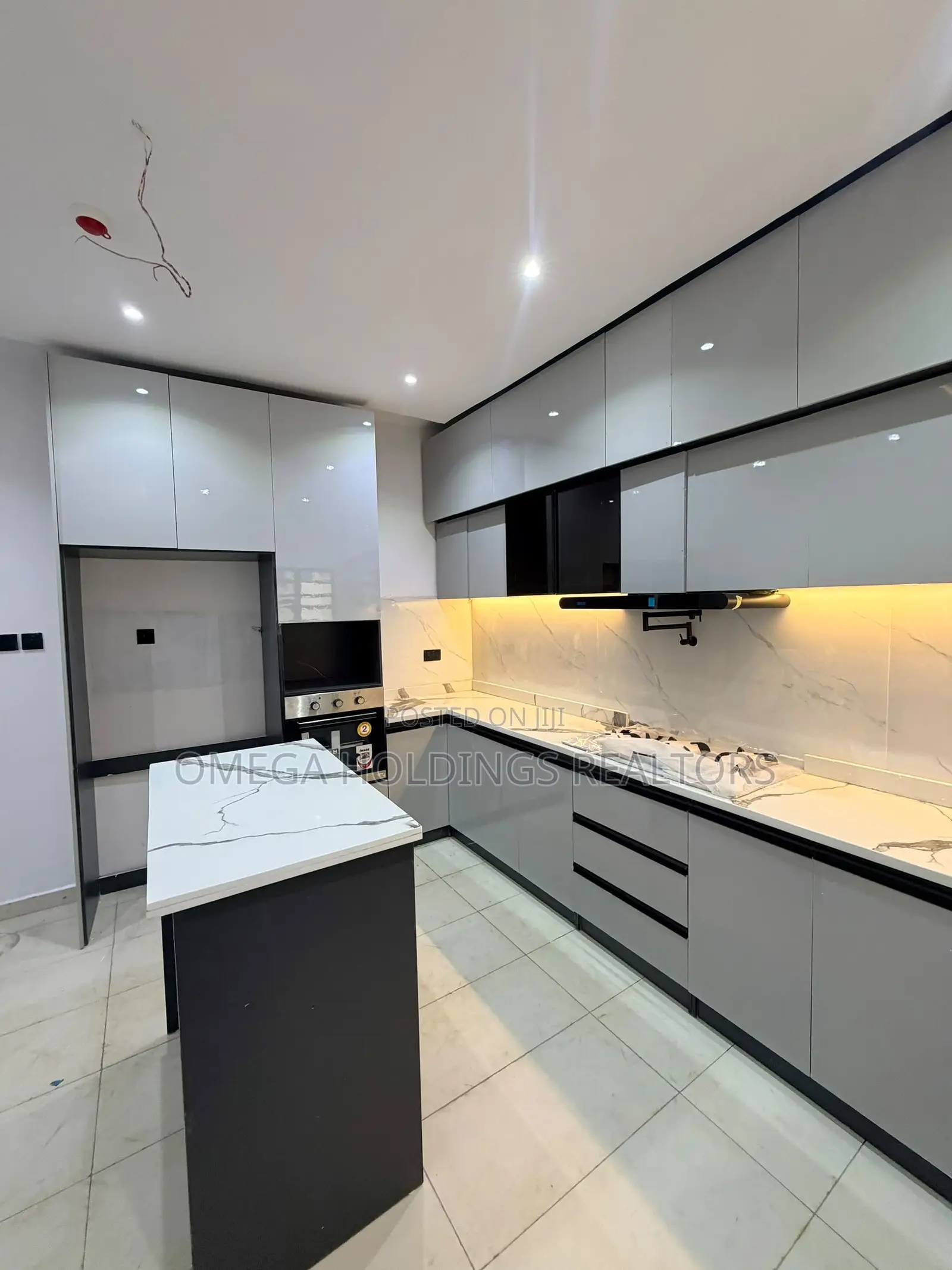 5bdrm Duplex in Carlton Gate, Akobo for sale in Akobo