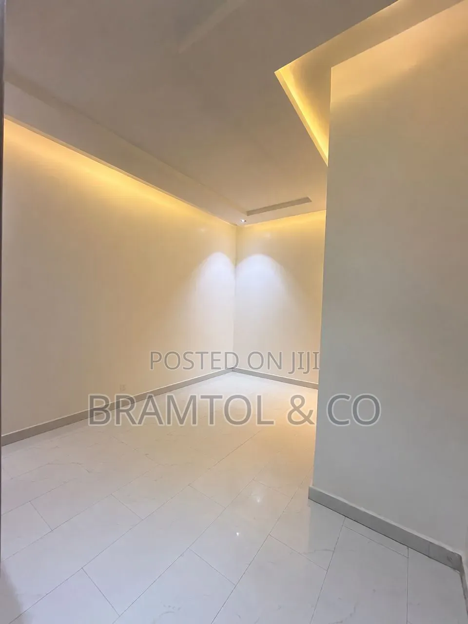 2bdrm Block of Flats in Life Camp for sale in Life Camp