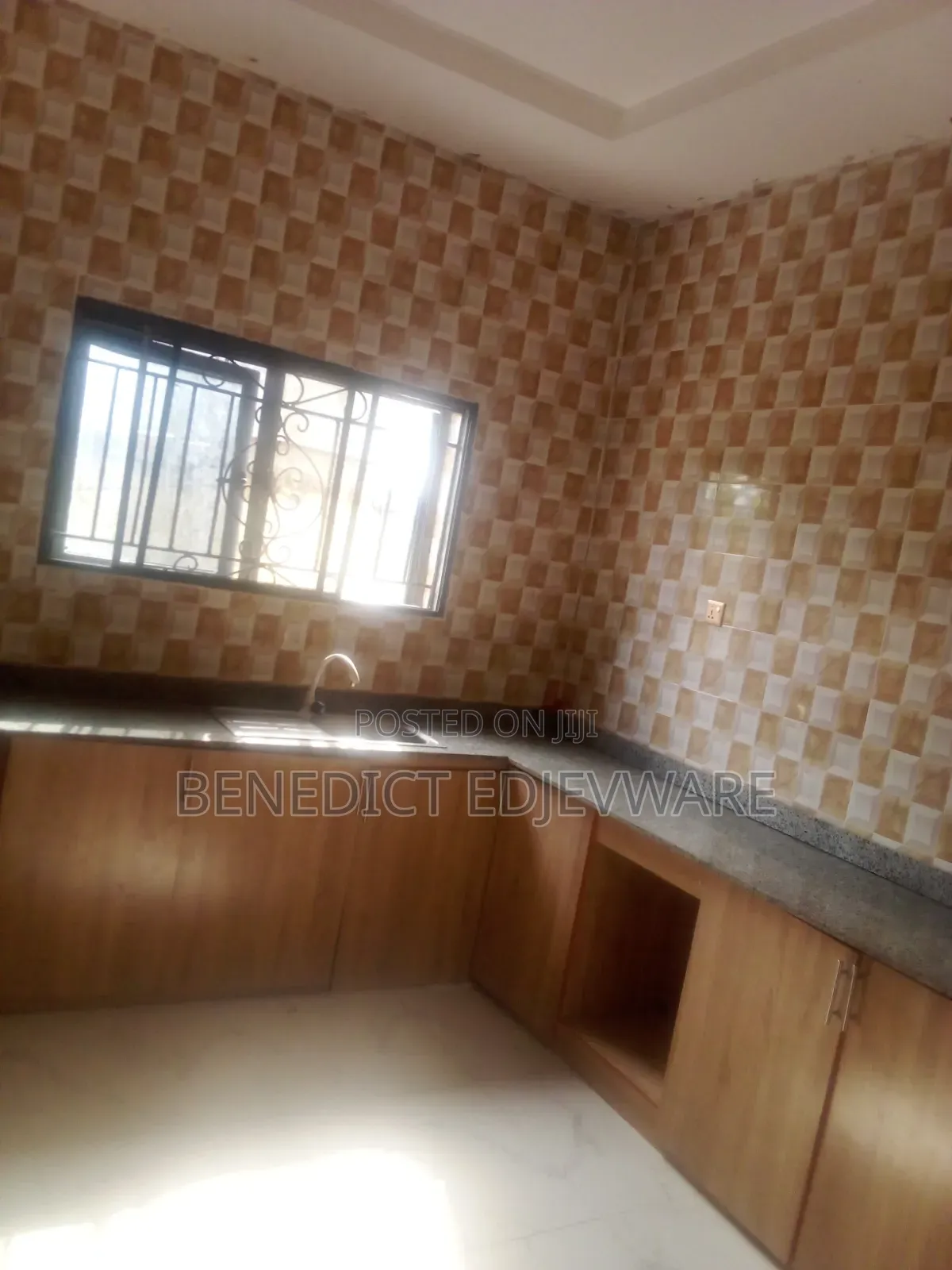 3bdrm Block of Flats in Awoyaya New Road for rent in Awoyaya