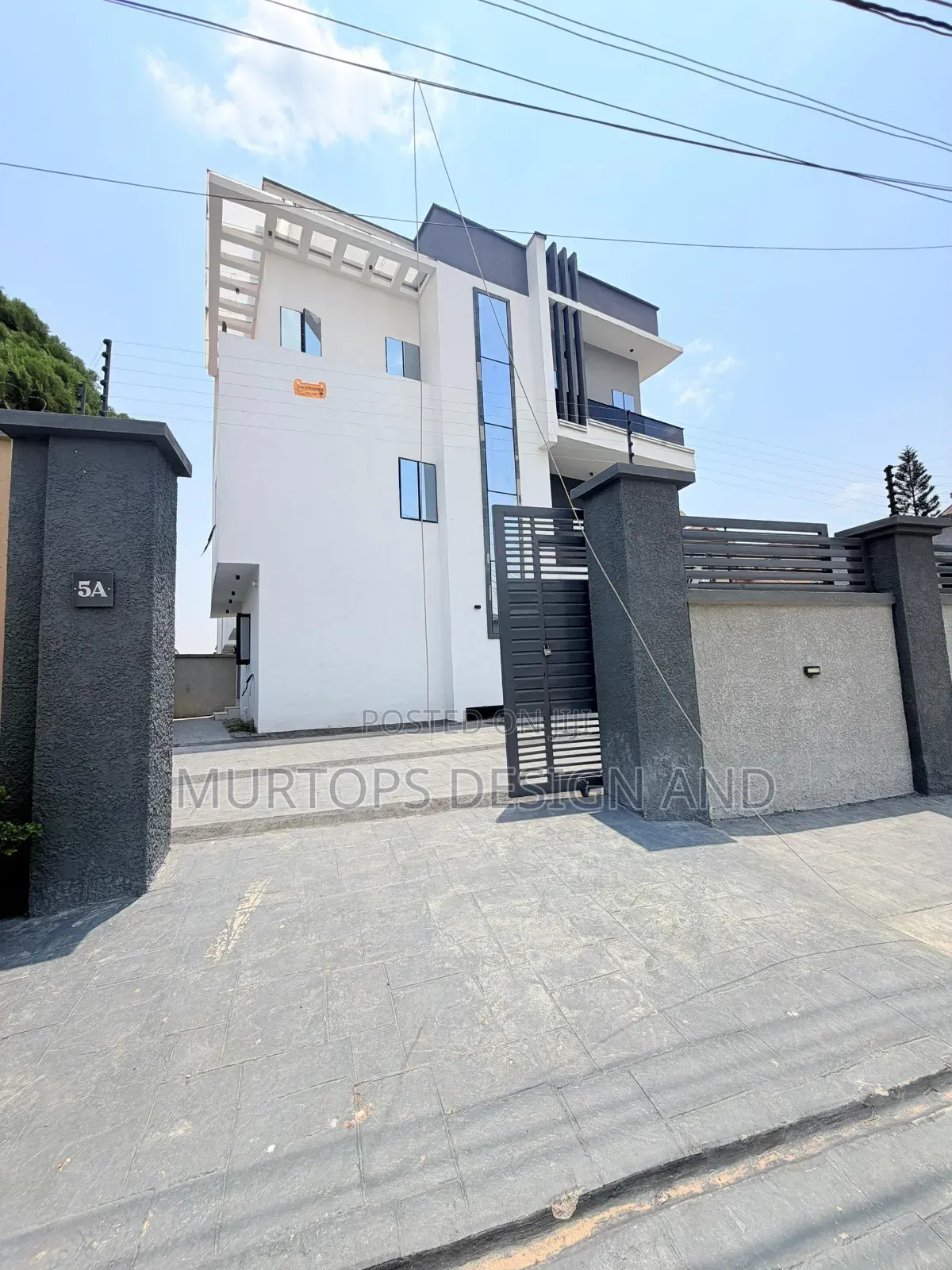 4bdrm Duplex in GRA Phase 1 for sale in GRA Phase 1